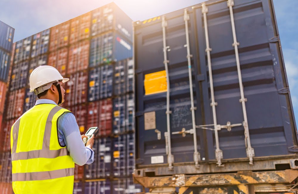 Douaneafhandeling Rotterdam: in-house en AEO-gecertificeerd